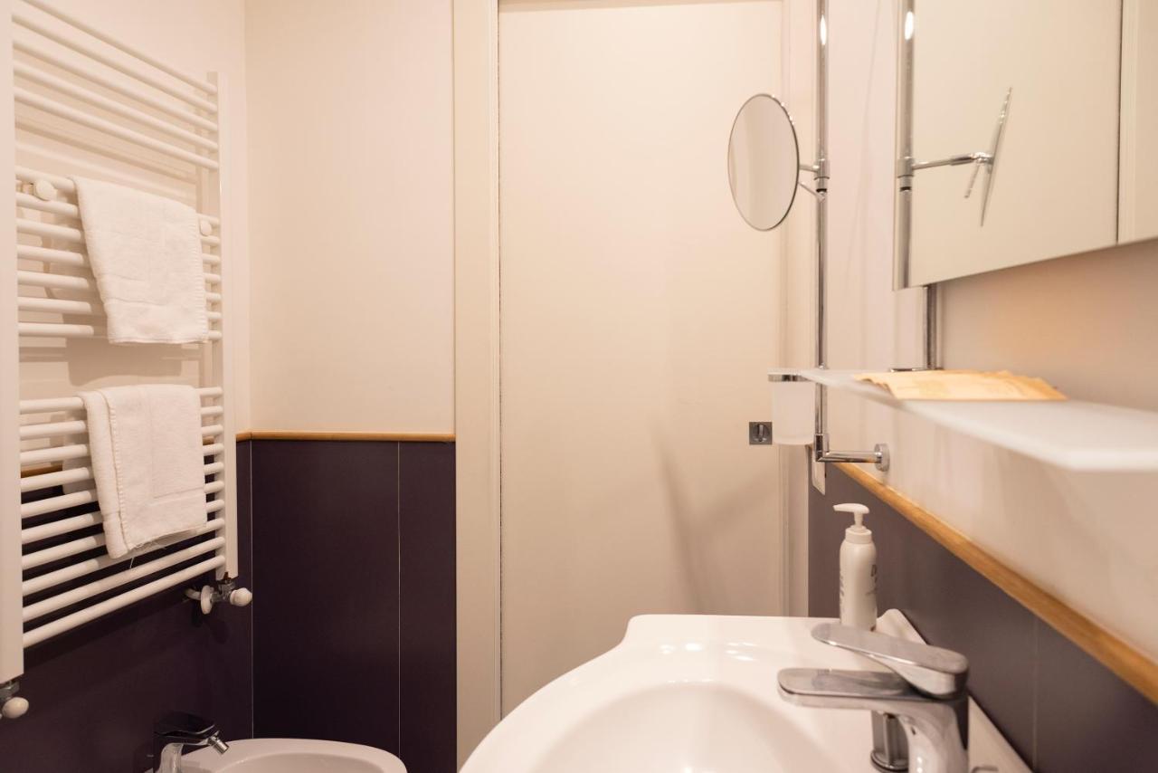 Pignatelli Rooms เนเปิลส์ ภายนอก รูปภาพ
